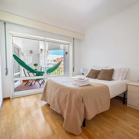 Apartamento Coutinho - Apartamento Com Pisicina, Junto A Praia Fão