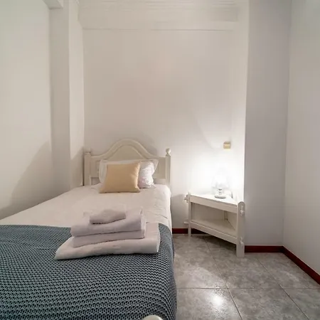 Appartamento Coutinho - Apartamento Com Pisicina, Junto A Praia *