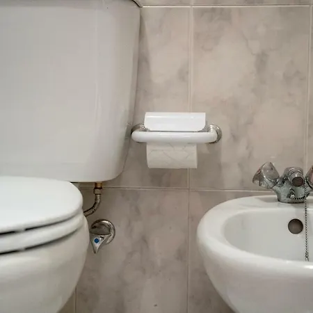 Coutinho - Apartamento Com Pisicina, Junto A Praia * Fão