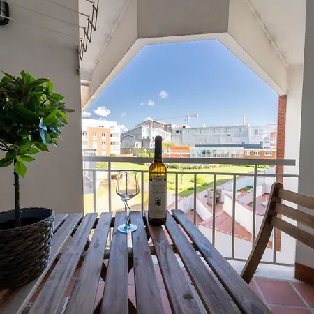 Coutinho - Apartamento Com Pisicina, Junto A Praia Appartamento Fão