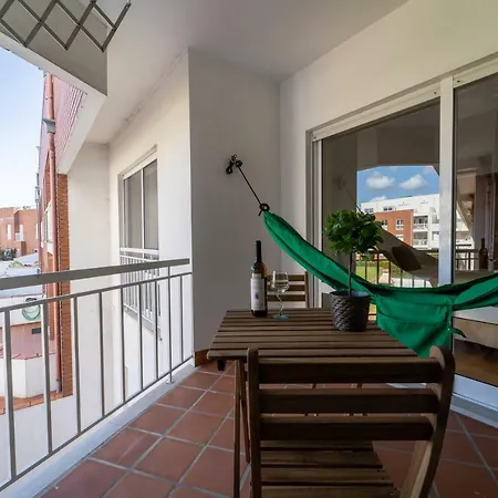 Coutinho - Apartamento Com Pisicina, Junto A Praia Fão