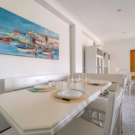 Coutinho - Apartamento Com Pisicina, Junto A Praia Appartamento *